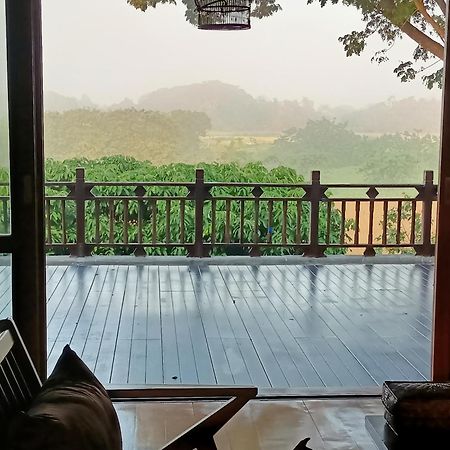 Villa Albizia, Chiang Mai Doi Saket Екстериор снимка