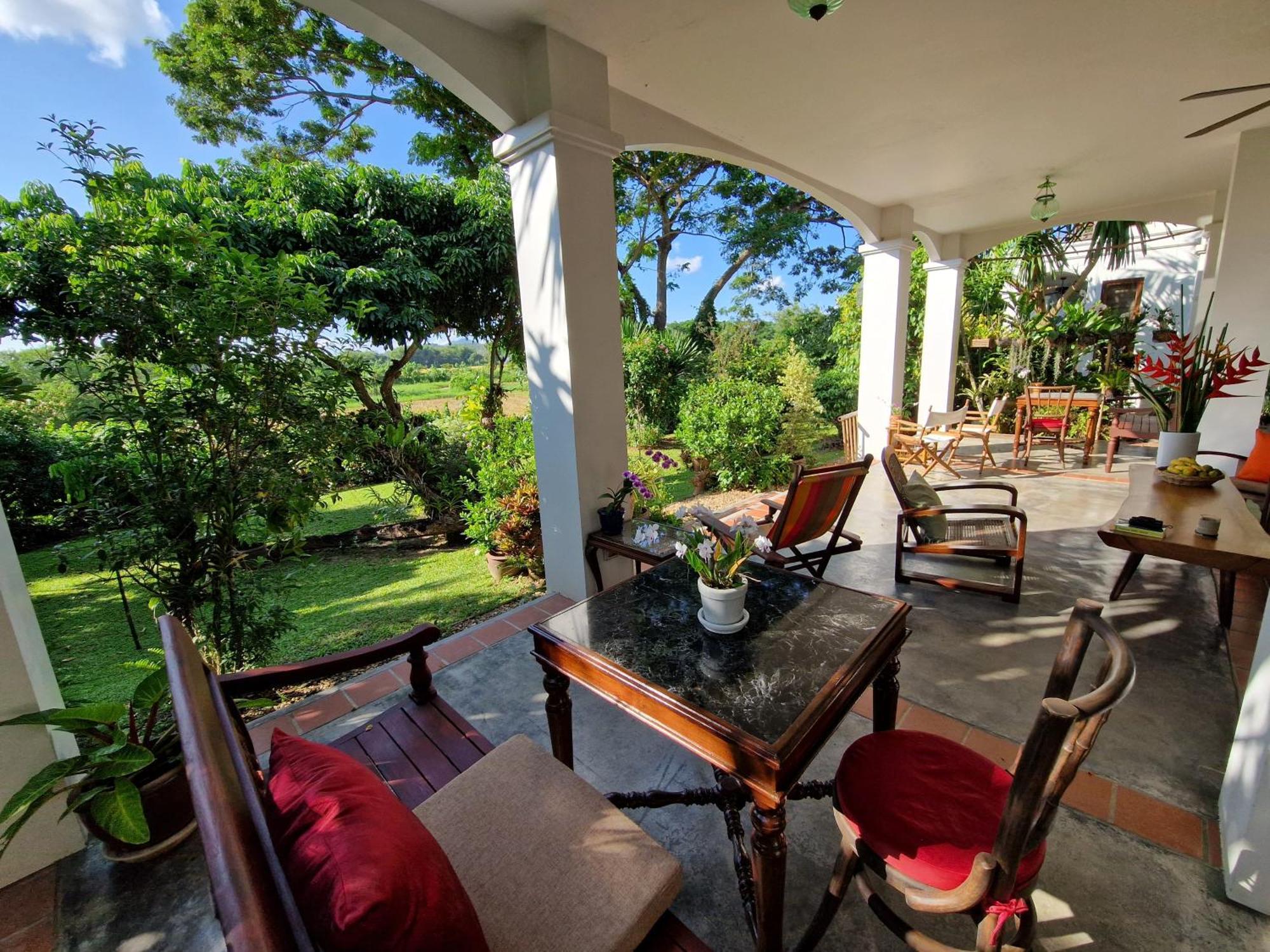 Villa Albizia, Chiang Mai Doi Saket Екстериор снимка